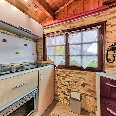 Montevrain Cottage * Montévrain